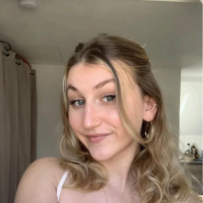 Babysitter in La Ciotat: Sarah