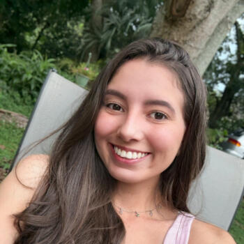 Babysitter in Clermont (Florida): Vitória