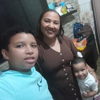 Babysitting job in Duque de Caxias: Neia