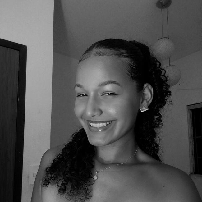 Babysitter in Parnamirim: Ana clara