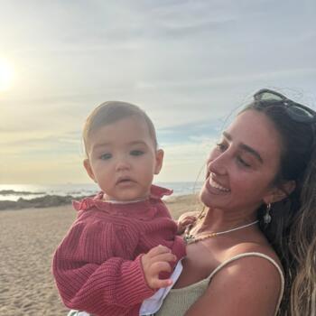 Babysitter Sydney: Ana