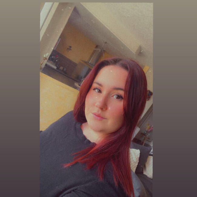 Babysitter in Roanne: Anaïs