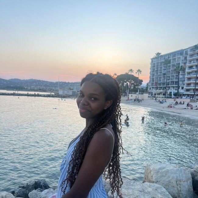 Babysitter in Rosny-sous-Bois: Célia