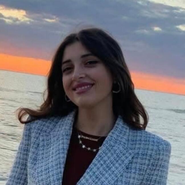 Babysitter in Rome: Francesca