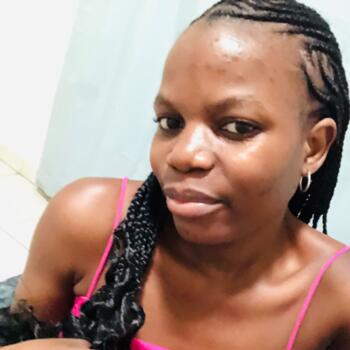 Babysitter in Johannesburg: Melody