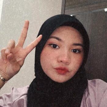 Pengasuh di Cyberjaya: Jasmin