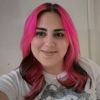 Babysitter in Purley: Elif