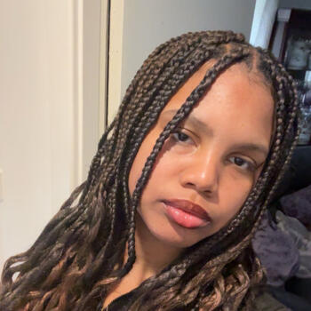 Niñera en Mánchester: Nevadah