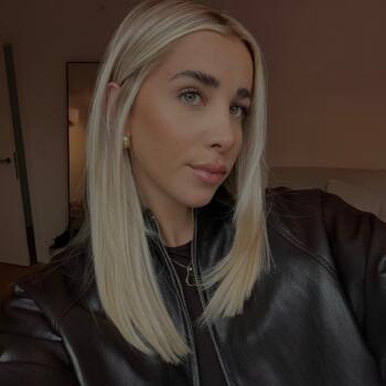 Babysitter στην περιοχή Genk: Cléo