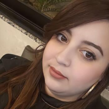 Babysitter in Coimbra: Yasmine