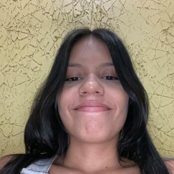 Babá em Manaus: Sarah