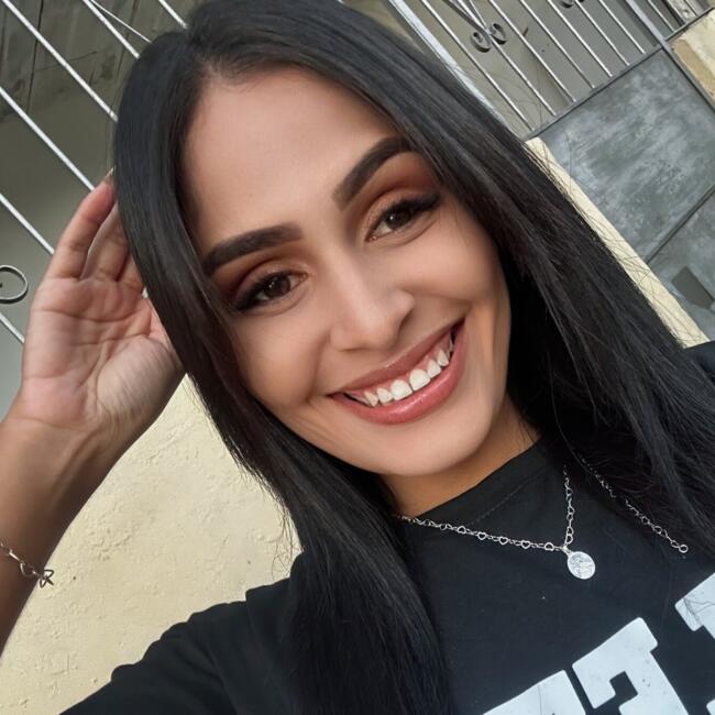 Emprego de babá em Rio de Janeiro: Larissa