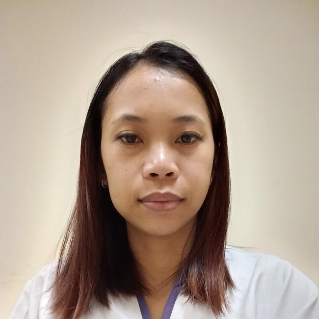 جليسة أطفال في دبي: Dianne