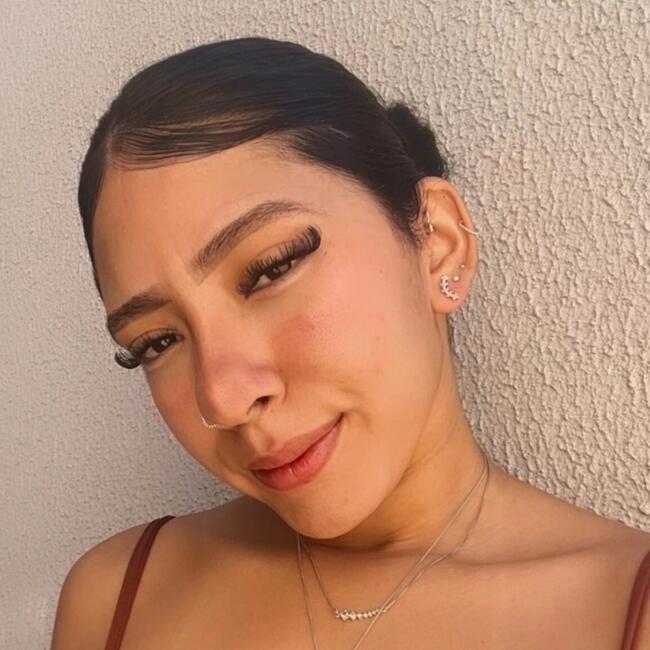 Emprego de babá em Goiânia: Lorraine