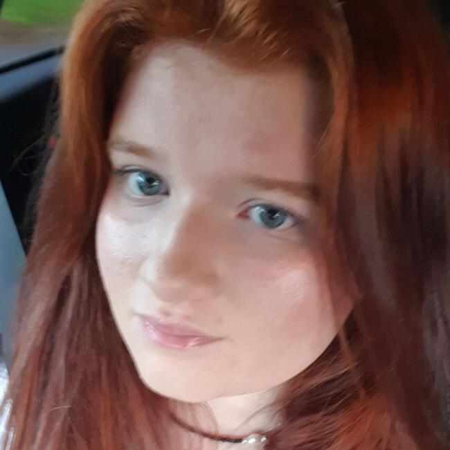 Babysitter in Glasgow: Leia