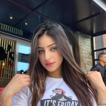 جليسة أطفال في طنجة: خلود