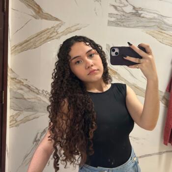 Babá em Itabuna: Mariana