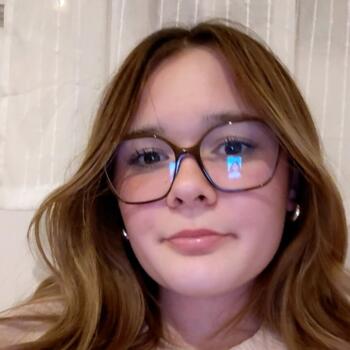 Babysitter in Boom: Yana