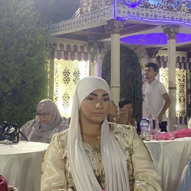 Babysitter in Vaulx-en-Velin: Tamara