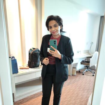 Babysitter Kajang: Santhoshana
