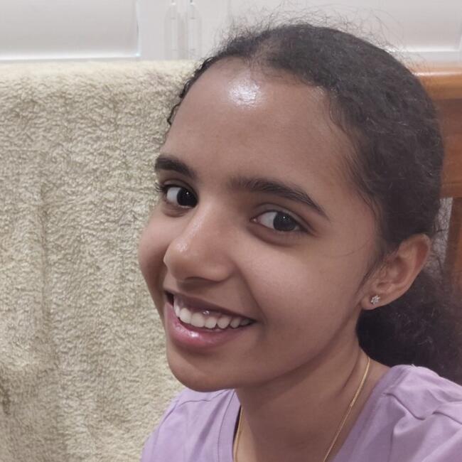 Babysitter in Melbourne: Iris