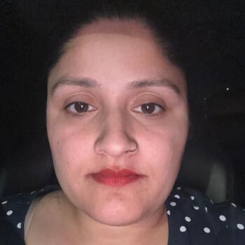 Baby-sitter in Surrey: Tannu