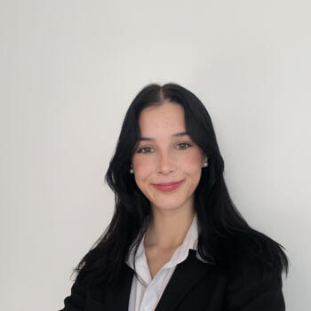 Babysitter in Rio de Mouro: Mariana