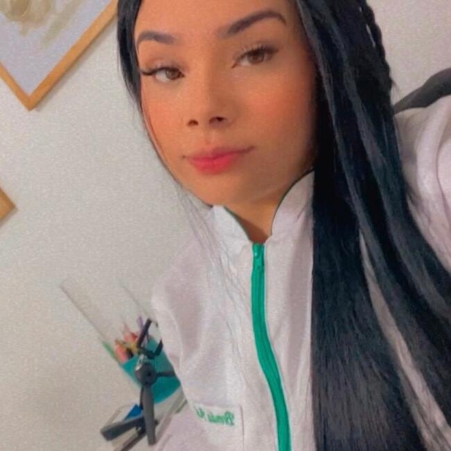 Babysitter in Guarulhos: Brenda