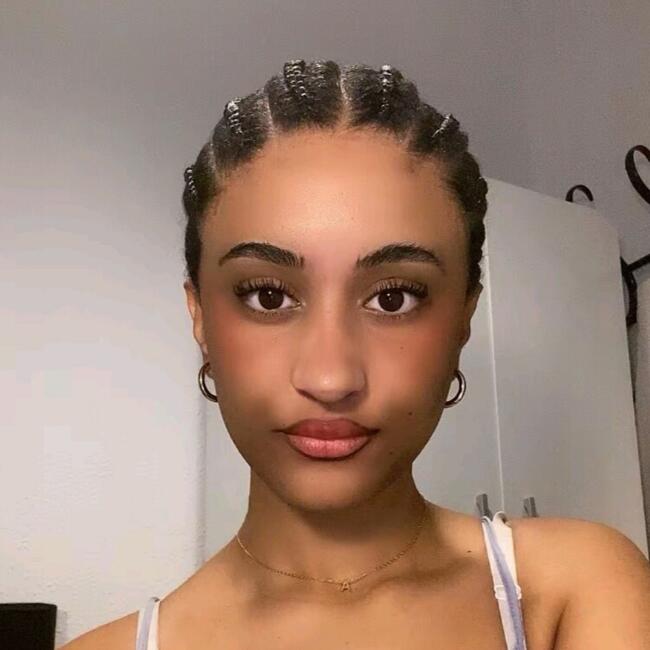 Canguro en Valencia: Cecile