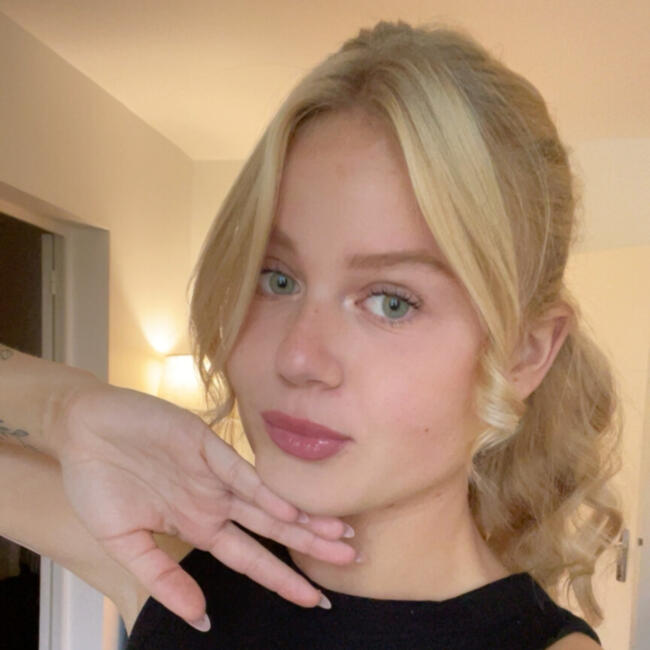 Babysitter in Capbreton: Justine