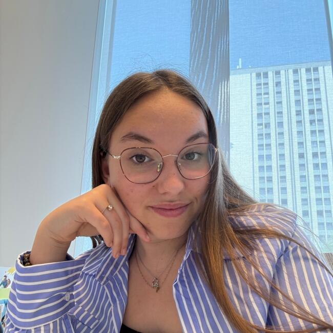 Babysitter in Les Abrets: Aurore