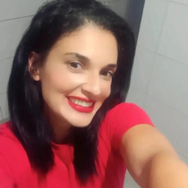 Babysitter in São Paulo: Letícia Luana ︎