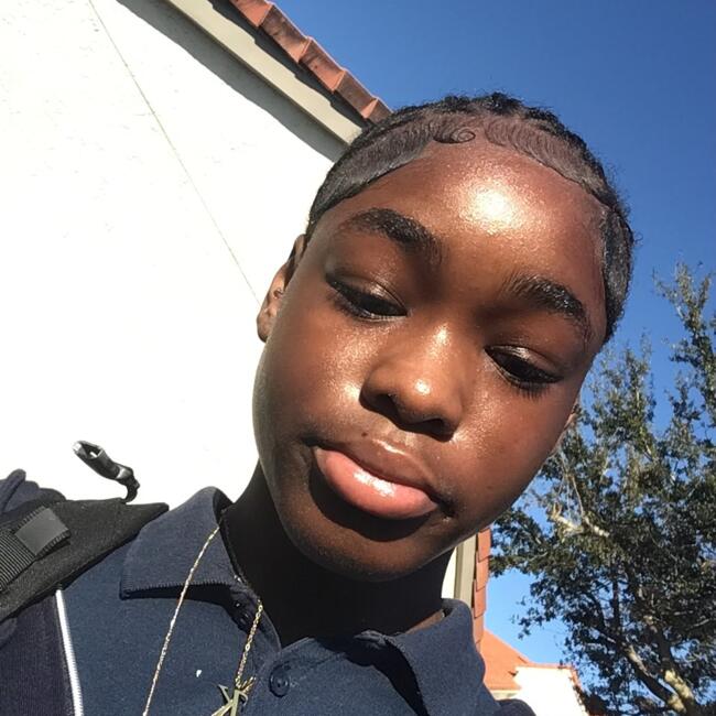 Babysitter in Hobart (Indiana): Ikhlas