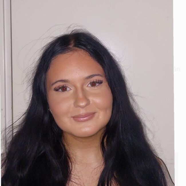 Babysitter in Bålsta: Heidi Rush