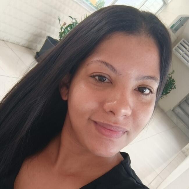 Babysitter in Salvador: Laiz