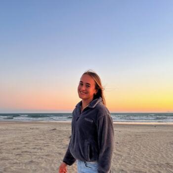 Babysitter in Strand: Kerry-lee