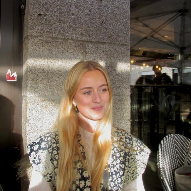 Babysitter in Rennes: Jeanne