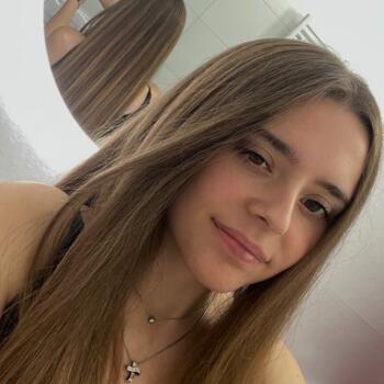 Babysitter in Calcinato: Nicole