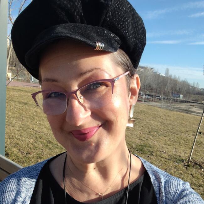 Babysitter in Bucharest: Anu