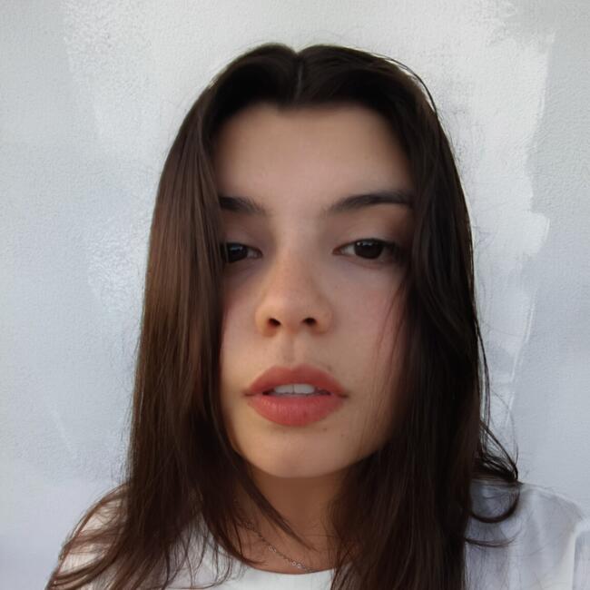 Niñera en La Plata: Julieta