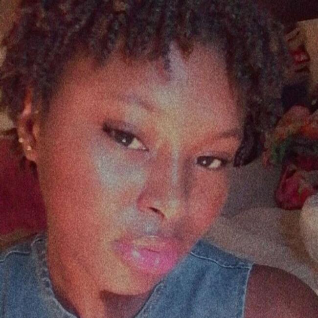 Babysitter in Château-Thierry: Nana