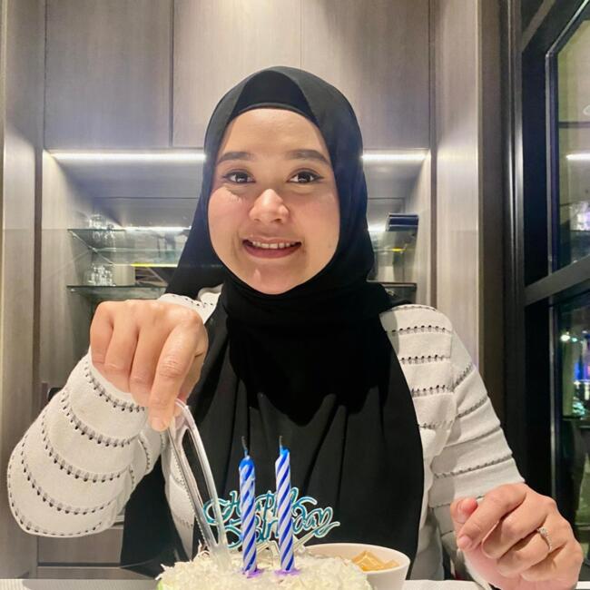 Childminder in Singapore Island: Ardila