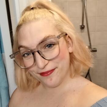 Babysitter in Flers: Louna