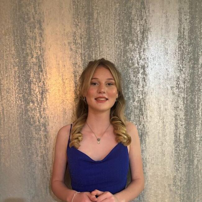 Babysitter in Whangaparaoa: Darcie