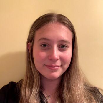 Baby-sitter in Kingston: Zoe