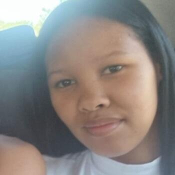 Babysitter in Cape Town: Kelly