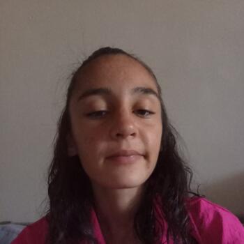 Babysitter in La Garde: Salena