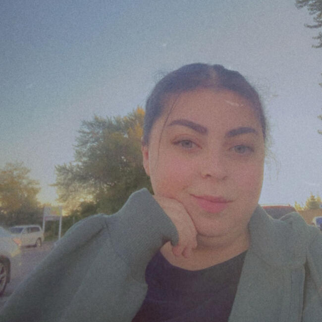 Baby-sitter in Oshawa: Lillian