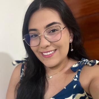 Babá em Aracaju: Lara