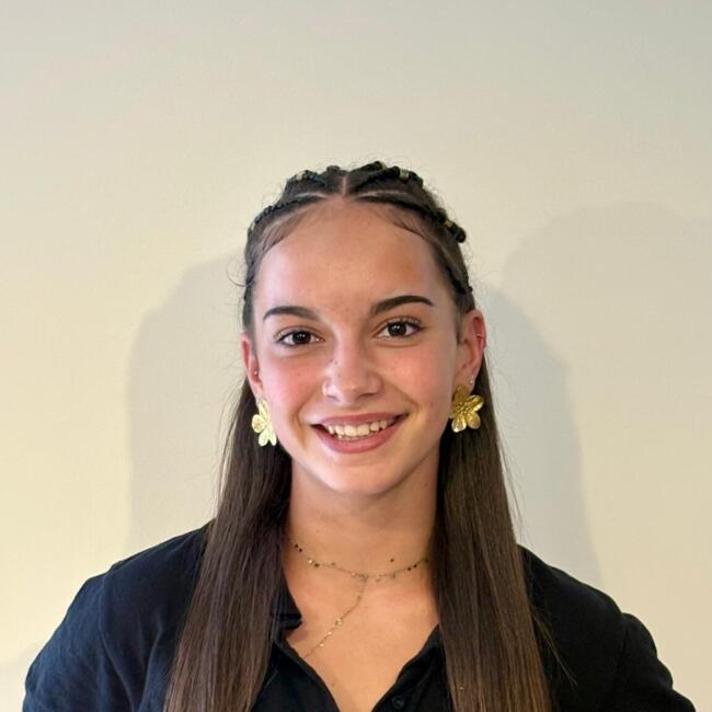 Babysitter in Les Gonds: Pauline